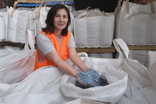 CSIRO is on a mission to end plastic waste, with a goal of an 80 per cent reduction in plastic waste entering the Australian environment by 2030. Credit: CSIRO.