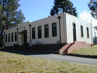 image of former museum building at yarralumla site