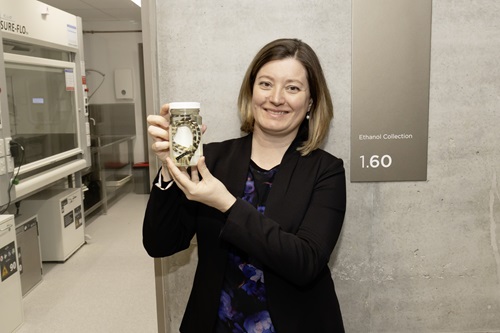 Dr Clare Holleley, Director of CSIRO’s Australian National Wildlife Collection