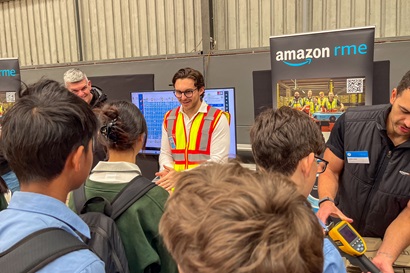 #WithSTEMCan Careers Expo attendees engage with Amazon in the exhibitor hall.