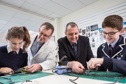 Principal mechanical engineer, Brenton Binder, has been working with teacher Chris Boden and students from St Andrew’s School to build mini-submersibles.