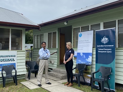 Project proposals for flood mitigation were shared and discussed with residents via community drop-in sessions. These took place in every local government area as part of phase 1 of the project. Pictured is CSIRO project leader Jai Vaze outside the drop-in session at Wardell.