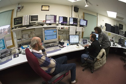 ASTRONOMERS IN THE CONTROL ROOM