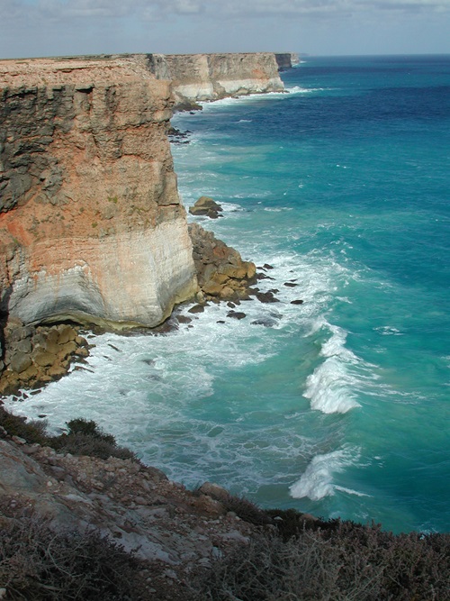 Rugged Great Australian Bight coastline