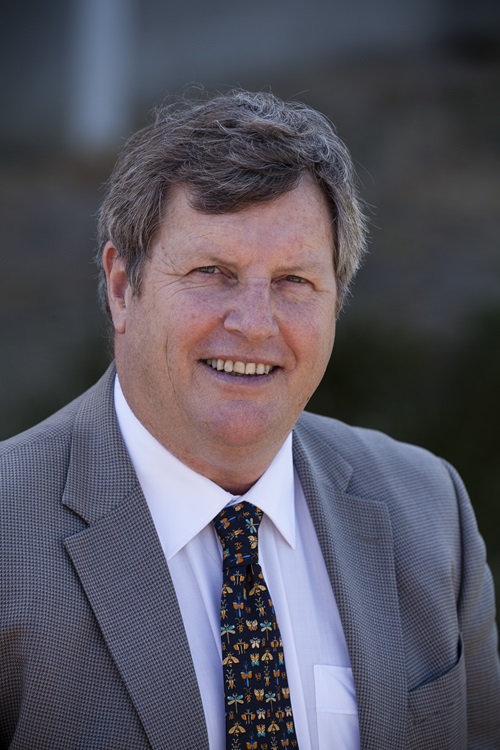  Dr Gary Fitt