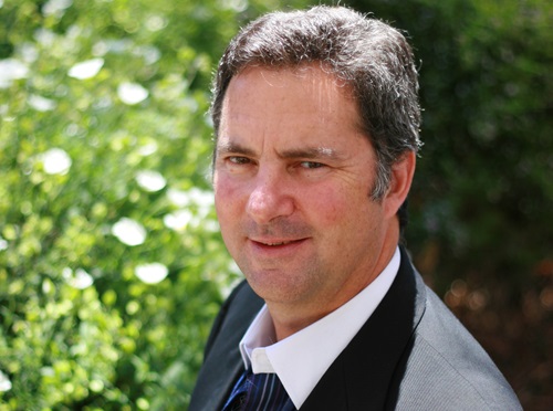 Dr Larry Marshall.