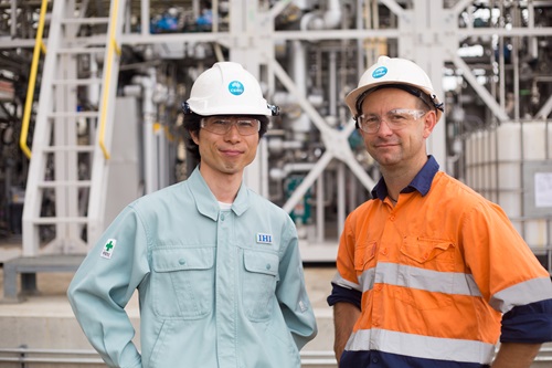IHI Corporation's Jun Arakawa and CSIRO's Aaron Cottrell in front of the PICA post-combustion capture project.