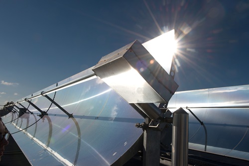 Rooftop concentrating solar thermal collectors