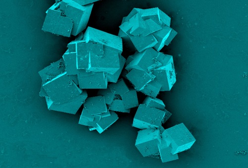 Microscopic image of traditional MOFs crystals