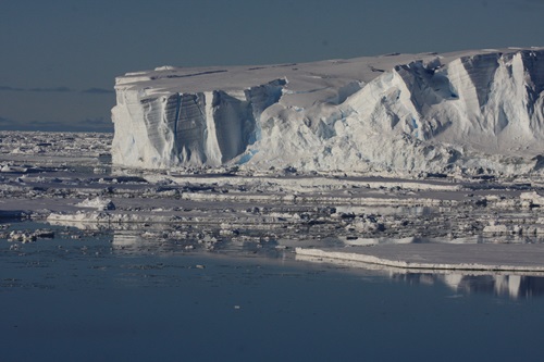 Totten ice front.