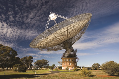 The Parkes radio telescope.