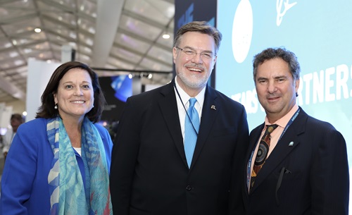 (L-R) Maureen Dougherty, Dr Greg Hyslop and Dr Larry Marshall standing together at the Boeing event. 