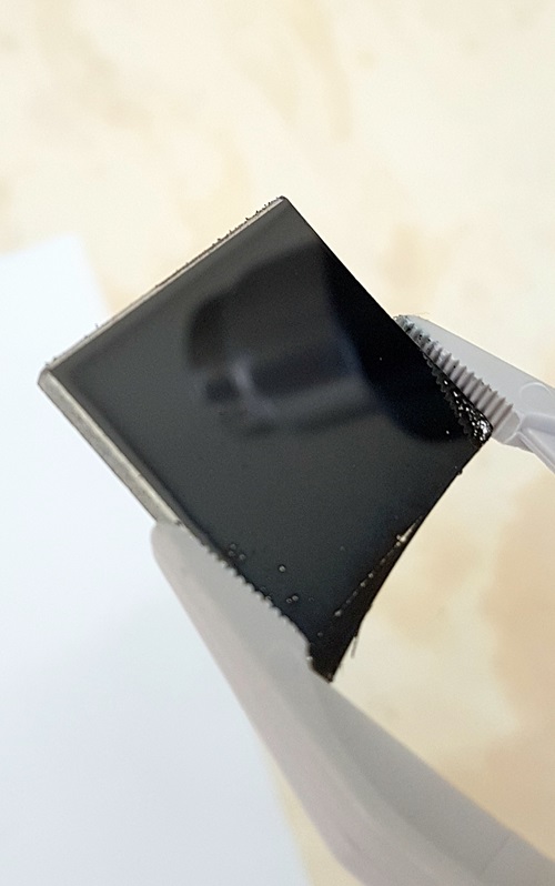 GraphON sample on quartz.