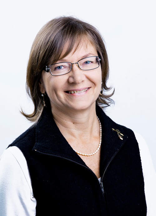 Dr Marita Niemelae.