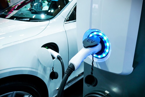 Electric vehicle charging station