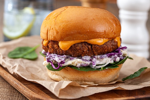 v2food Burger with slaw