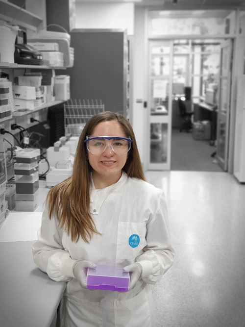 A woman in a lab