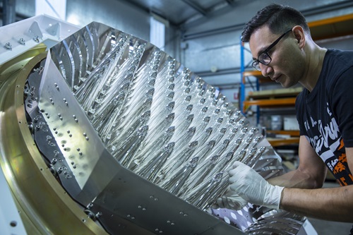 Scientist puting together a new phased array.