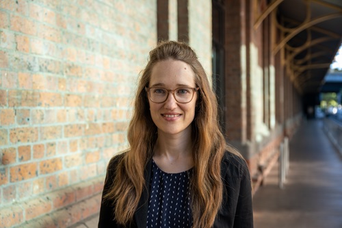 Dr Kristen Moore