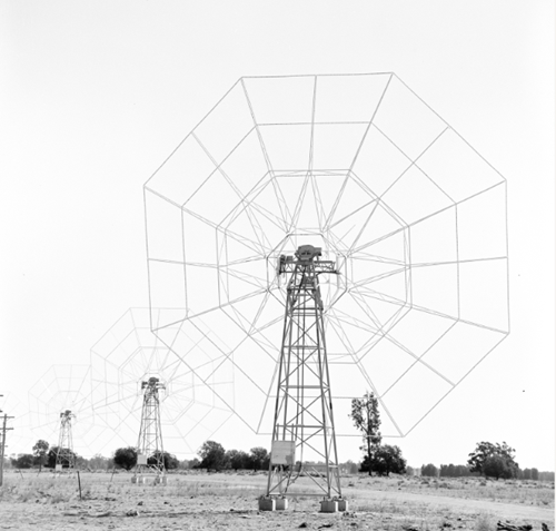 CSIRO’s Division of Physics established a solar observatory near Narrabri, NSW. The observatory combined optical telescopes with a radio heliograph to study the Sun