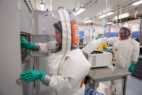 Researchers at the Australian Centre for Disease Preparedness.