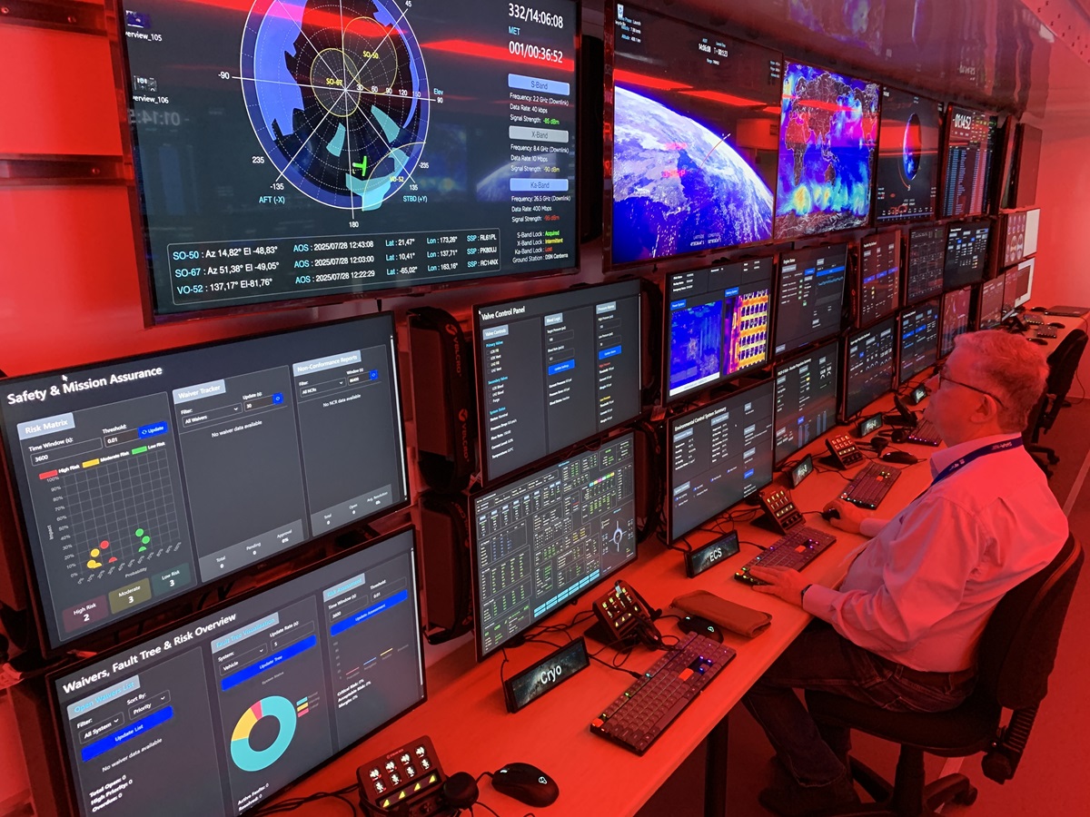 Australia Unveils First Mobile Mission Operations Centre For Nationwide Launch Support