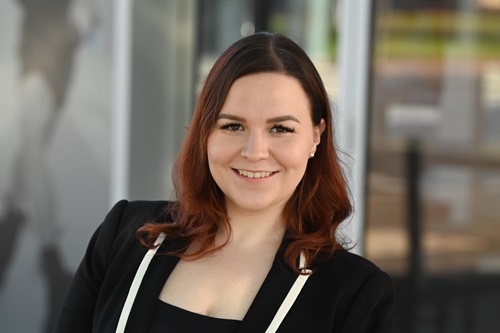 A headshot of Dr Anna Antipov 