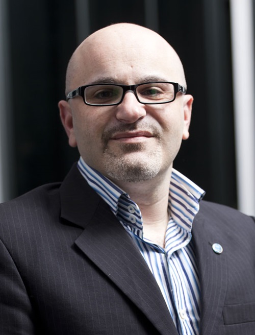 Headshot of Marcus Zipper