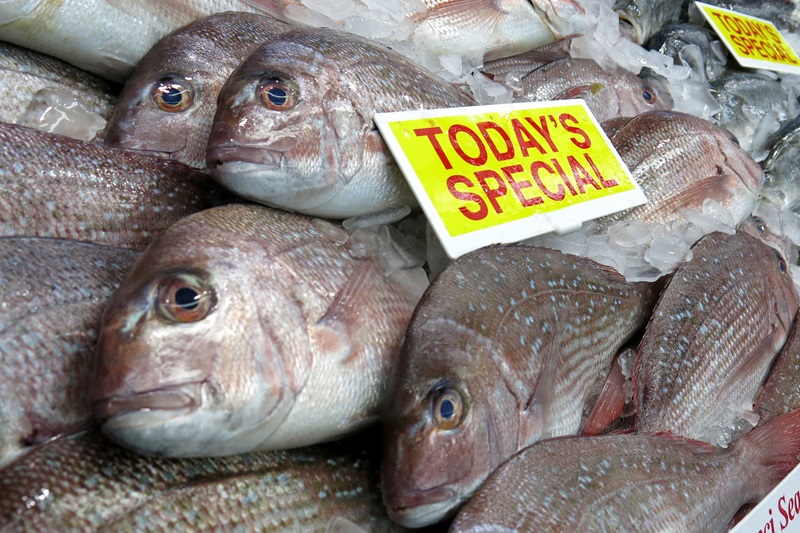 fish on market stall