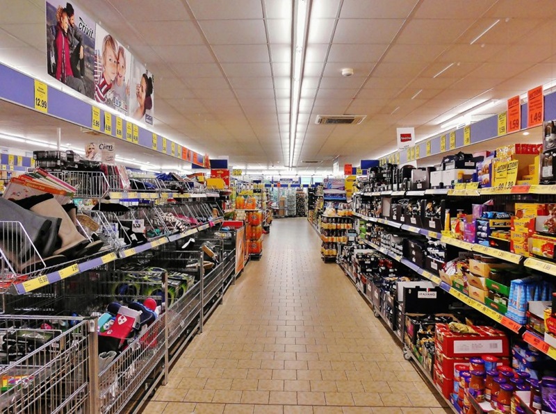 A supermarket aisle