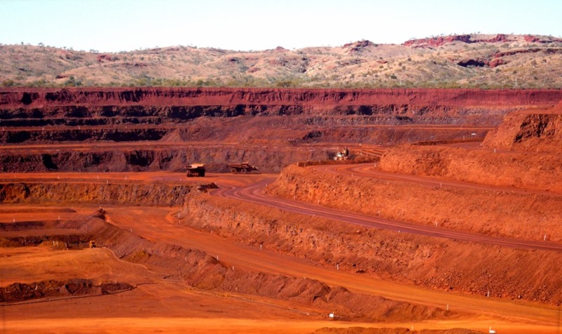 Iron ore mining at Pilbara via Flickr
